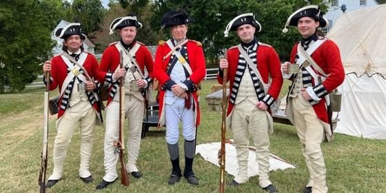 Group of soldiers posing at Yorktown Before the Siege